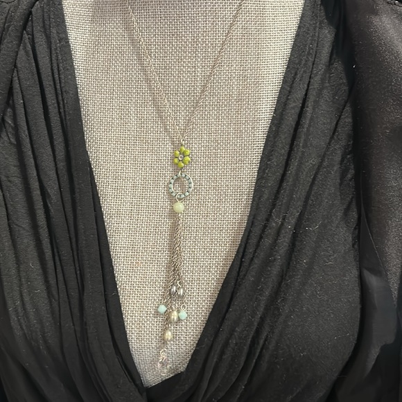 Liz Palacios Mint Alabaster, Green Enamel, Crystals & Fresh Water Pearl Necklace - Picture 9 of 12